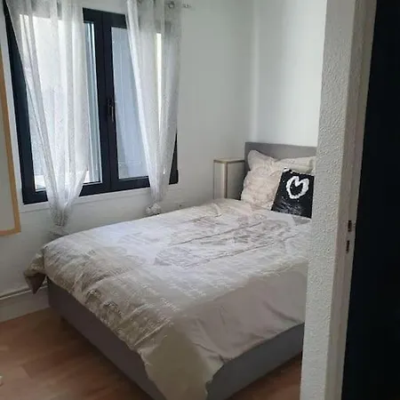 Apartman Equipe Et Meuble St Cyprien *