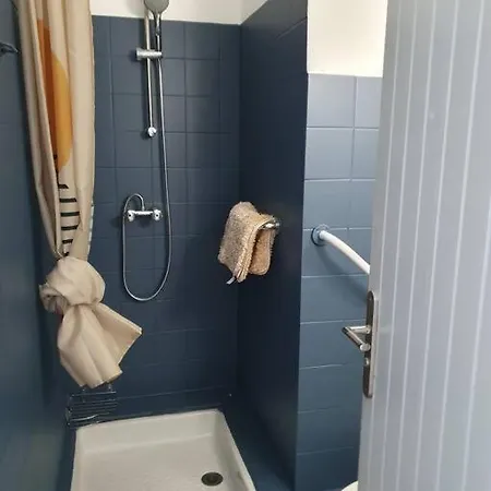 Apartman Equipe Et Meuble St Cyprien